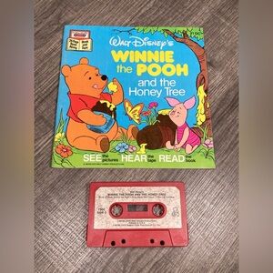Walt Disney's Winnie the Pooh and the Honey Tree Read Along Book & Cassette Tape